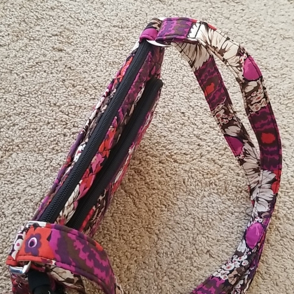 VERA BRADLEY Pink Multi Print Zippered Bag - Picture 3 of 8